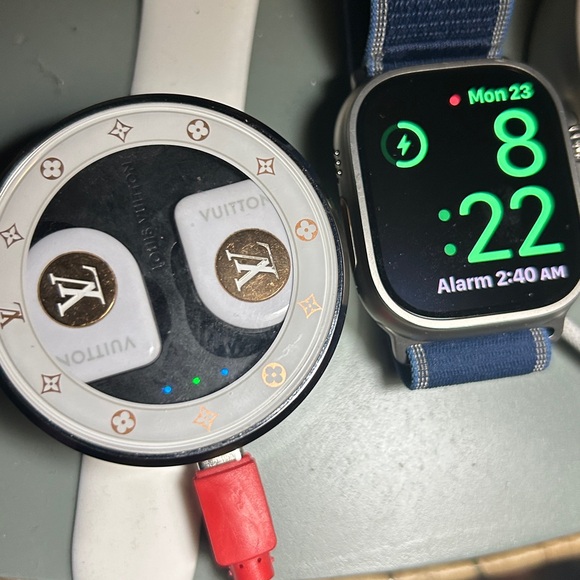 Louis Vuitton Black and White BlueTooth👀with Gold Accents🥳🥳❌❌ - Picture 3 of 6